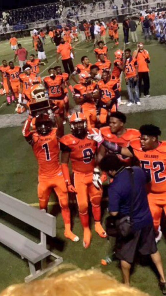 Cway_Principal's tweet photo. Mission Accomplished  #wegotourtrophyback #Boltsup https://t.co/5znckOd3Y1