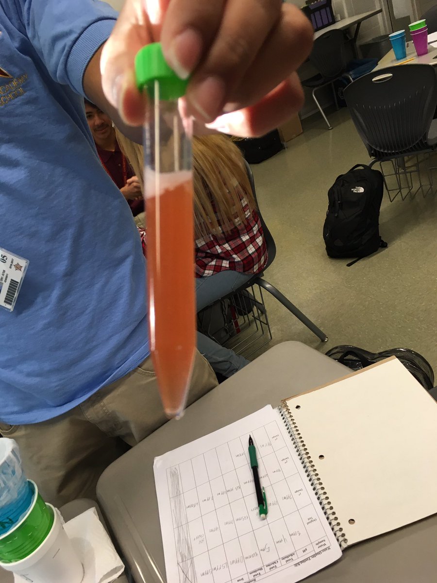 SolorioEngineer's tweet photo. Testing water quality. Making filters to test chlorine water #solorioengineering https://t.co/mB57cOUDcA