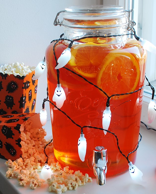 Ruoka_fi's tweet photo. Vinkkejä halloween-bileisiin #halloween #ruokafi #bileet 
https://t.co/U7SsescWYB https://t.co/xCGxHpELph