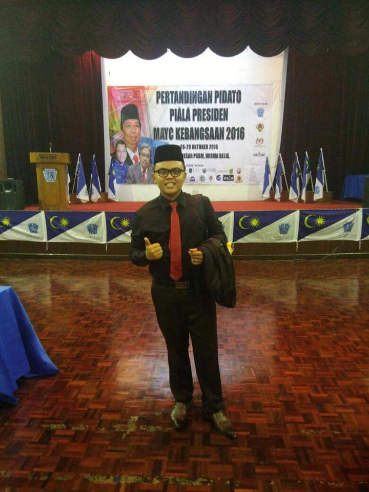 PEPIASOfficial's tweet photo. TAHNIAH diucapkan kepada sdr Zaki kerana telah berjaya mara ke Peringkat Separuh Akhir Pertandingan Pidato MAYC Peringkat Kebangsaan 2016! https://t.co/YSroMRHb2B