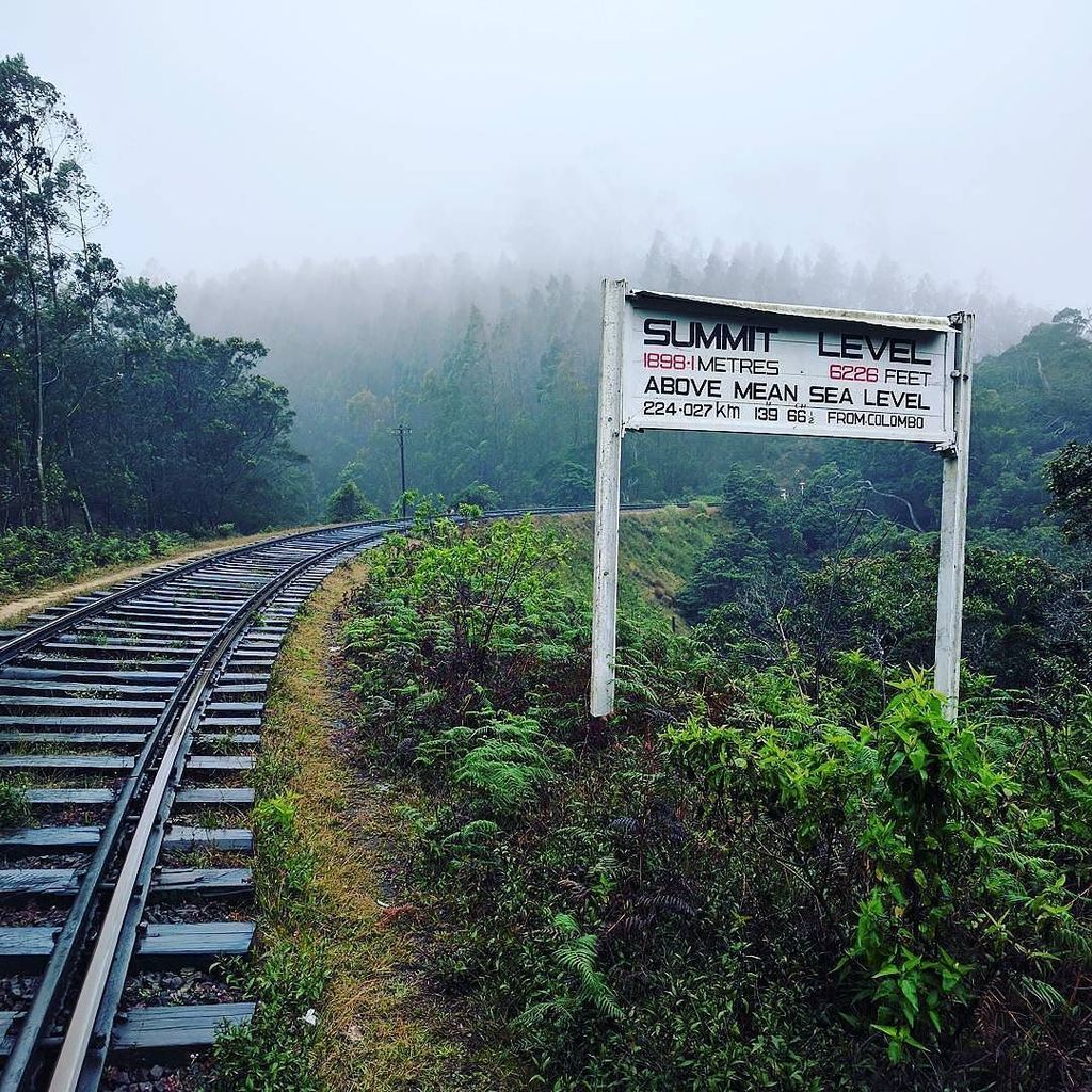 SLRailwayForum's tweet photo. From @hasithakj - Summit level 1898.1 meters
#pattipolatoohiya #railhike #srilanka #trav… https://t.co/8pU8tT6dpz https://t.co/4XerixWoZV