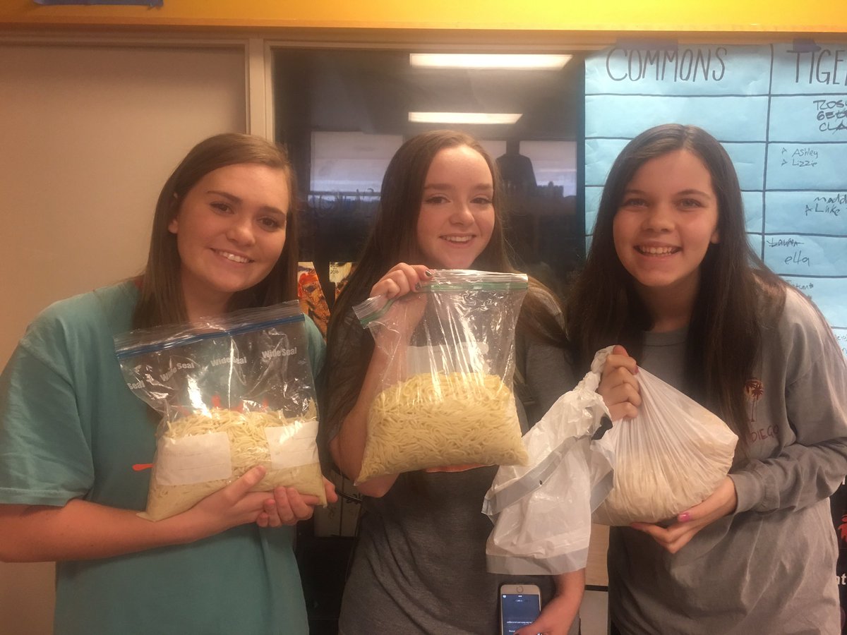 dawnbrockman's tweet photo. #thingswedoinSTUCO #assemblyprep https://t.co/8tvFipLvLL