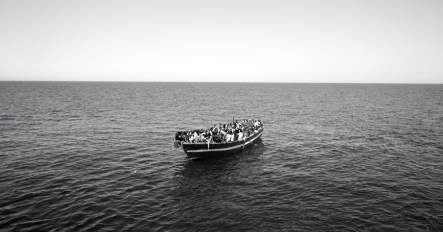 7piliers's tweet photo. A guide through the ethics and considerations of documenting the refugee and migrant crisis

https://t.co/xYlw5ckMVI via @magnumphotos https://t.co/KtCZixwtlR