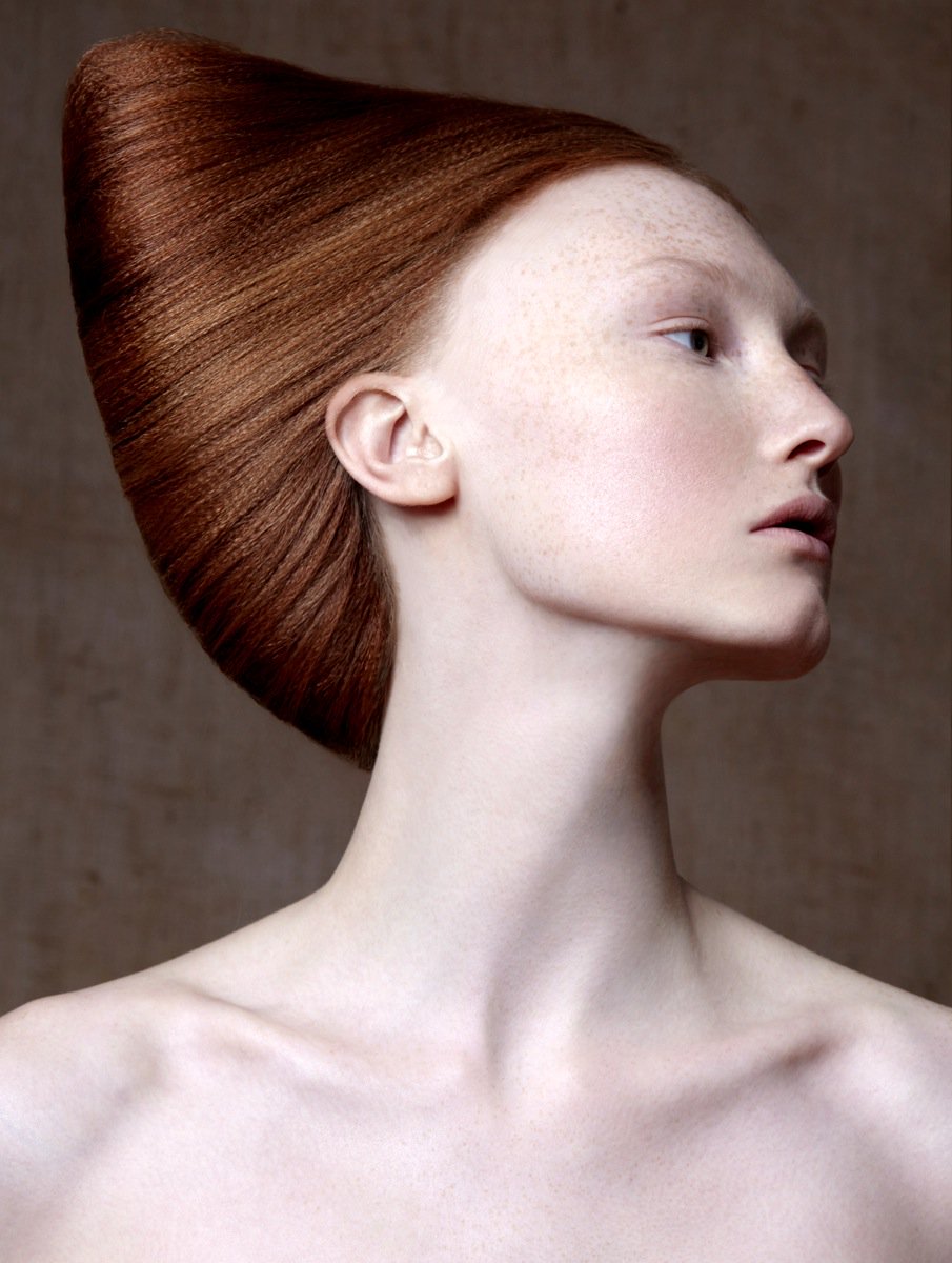 . <a href="/PaulMitchellUK/">Paul Mitchell UK</a> <a href="/LucieDoughty/">Lucie Doughty</a> 's NAHA collection is beautifully simple, letting the hair do the talking. Come see: ow.ly/c5hE305AZ5y