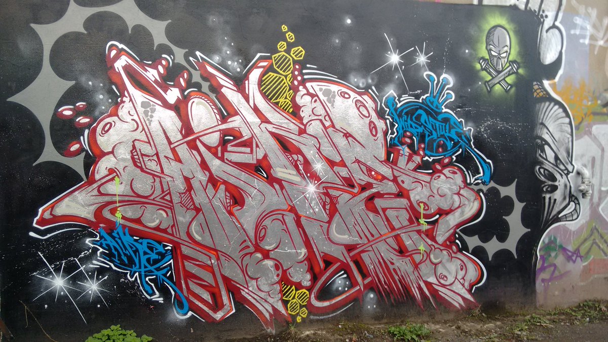 Belfast_Beyond's tweet photo. #graffiti by #Aike #GsCrew #GiesCrew in #Belfast #NorthernIreland #streetart #urbanart #Ireland #chrome #wildstyle https://t.co/50xOGMFZbP