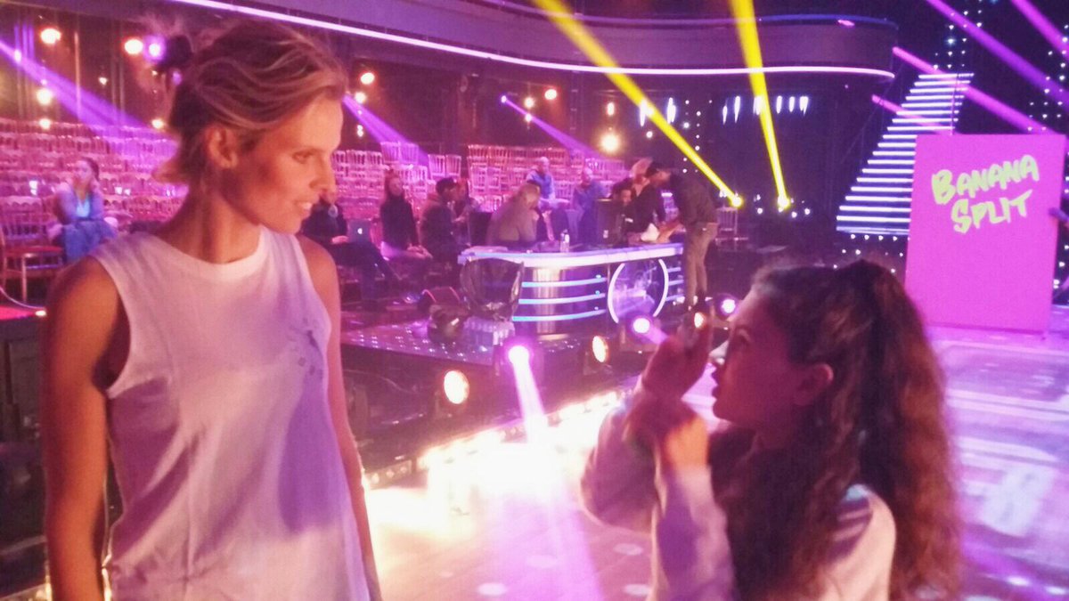 lesbonnesfees's tweet photo. Vladimir, Melissa et la petite Safya ont pu rencontrer la #DALSFamily✨@JMGenereux, @DenitsaOff et @christophelicat ! #BonnesFees #DALS https://t.co/LvhZ7aexVd