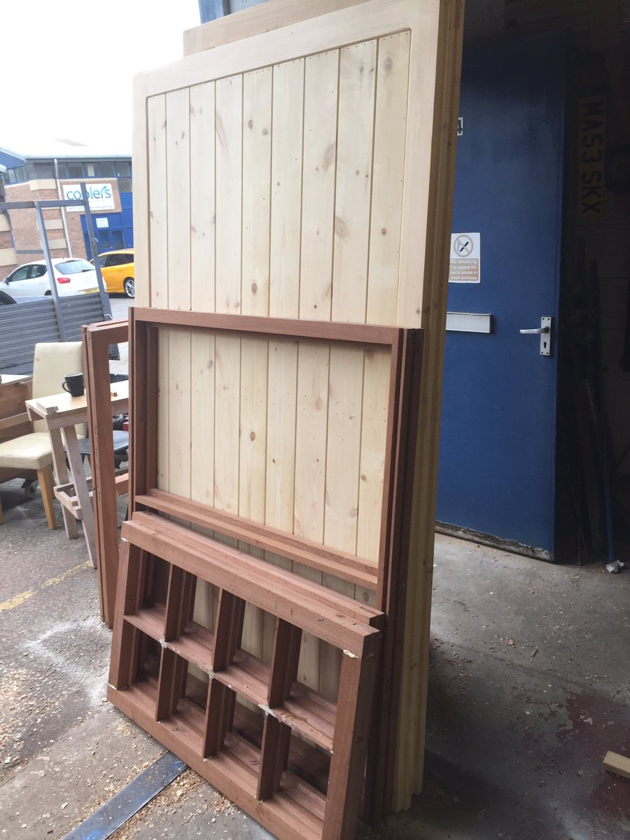 A few of today's projects @winderjoinery #Woodwork #FridayFeeling #Barnsley #workshop #carpentry #joinery #woodworkingnetwork #smallbusiness