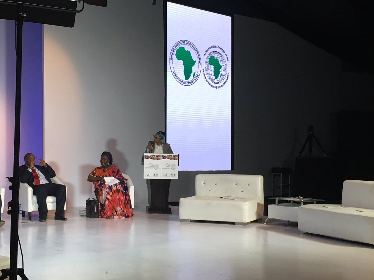 dabiradesigns's tweet photo. "We are using our culture as an asset." - Geraldine Fraser-Moleketi at the launch of @FashionomicsADB in #lagos #nigeria @gorioem https://t.co/TQxpG71RiO