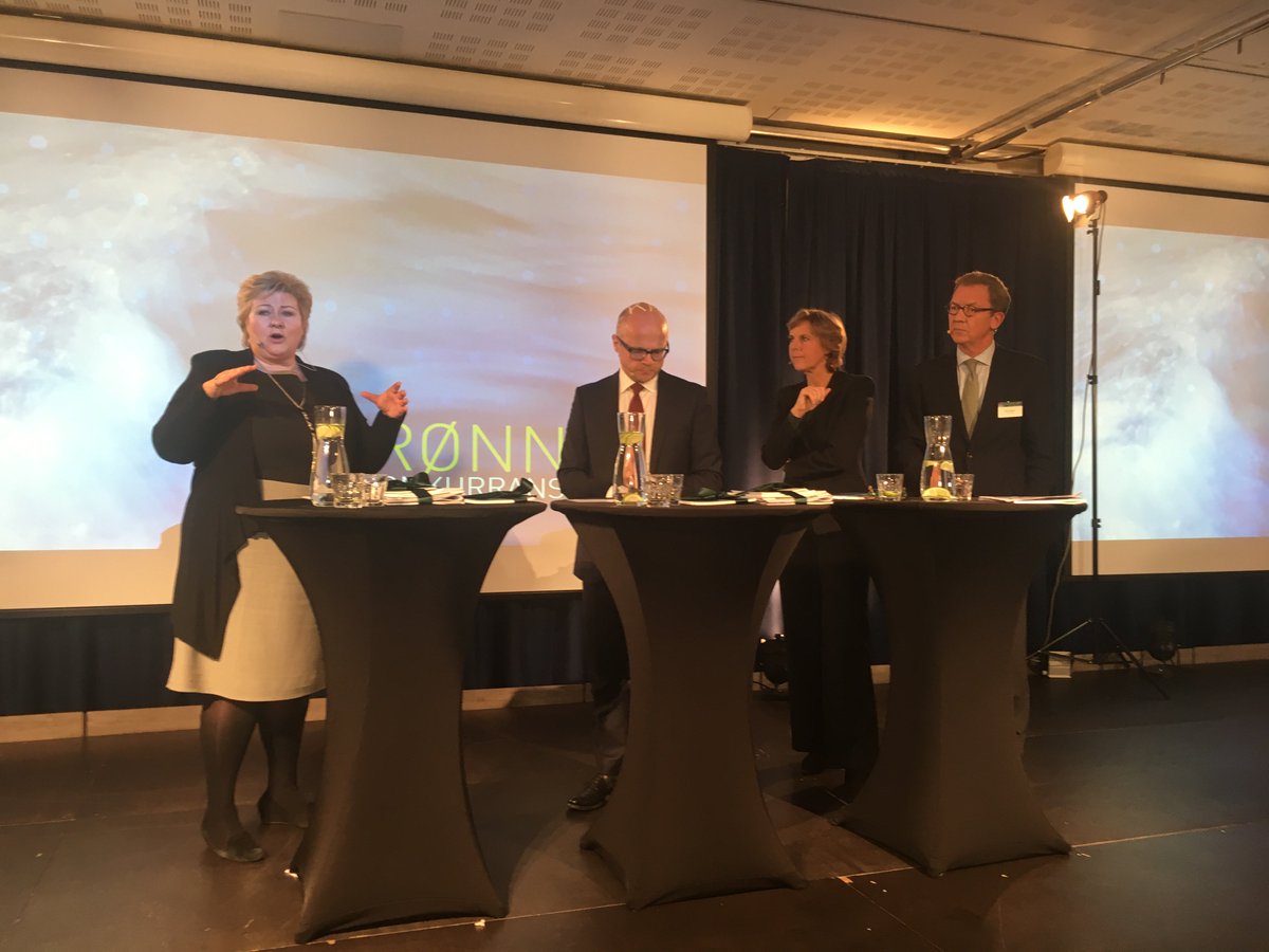 .<a href="/erna_solberg/">Erna Solberg</a> og @VidarHelgesen mottok rapporten fra Ekspertutvalget for #grønnkonkurransekraft gronnkonkurransekraft.no/2016/10/28/ove…
