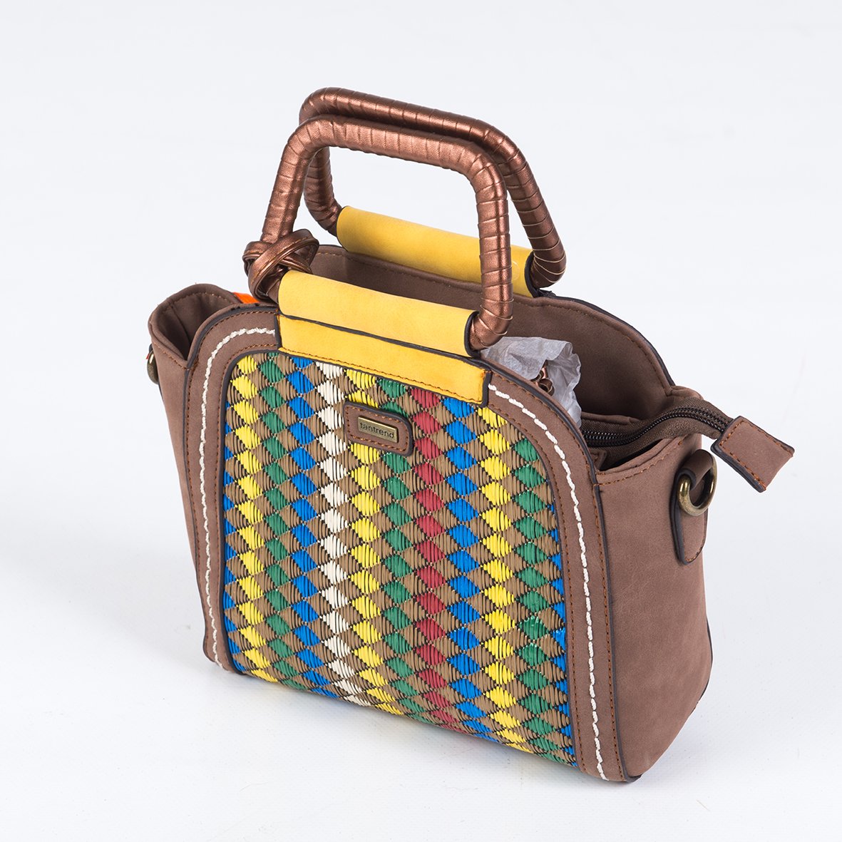 cucatu_'s tweet photo. ¿Quién dijo que los #accesoriosCT de #otoño eran aburridos? Eso es que no han visto este #bolso de https://t.co/HQDWqOOEWn. #felizfinde https://t.co/BvqZ7la5Fl