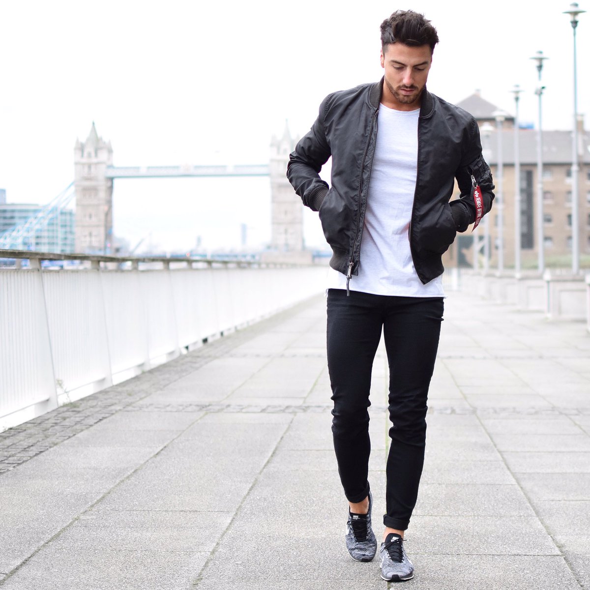 rowanrowrowan's tweet photo. Keep it clean and simple #BomberGame
Happy Friday everyone ๐ฅ
_______________________________
#clean #style #bomber #flyknit #rowanrow https://t.co/OD7cKM5H5l