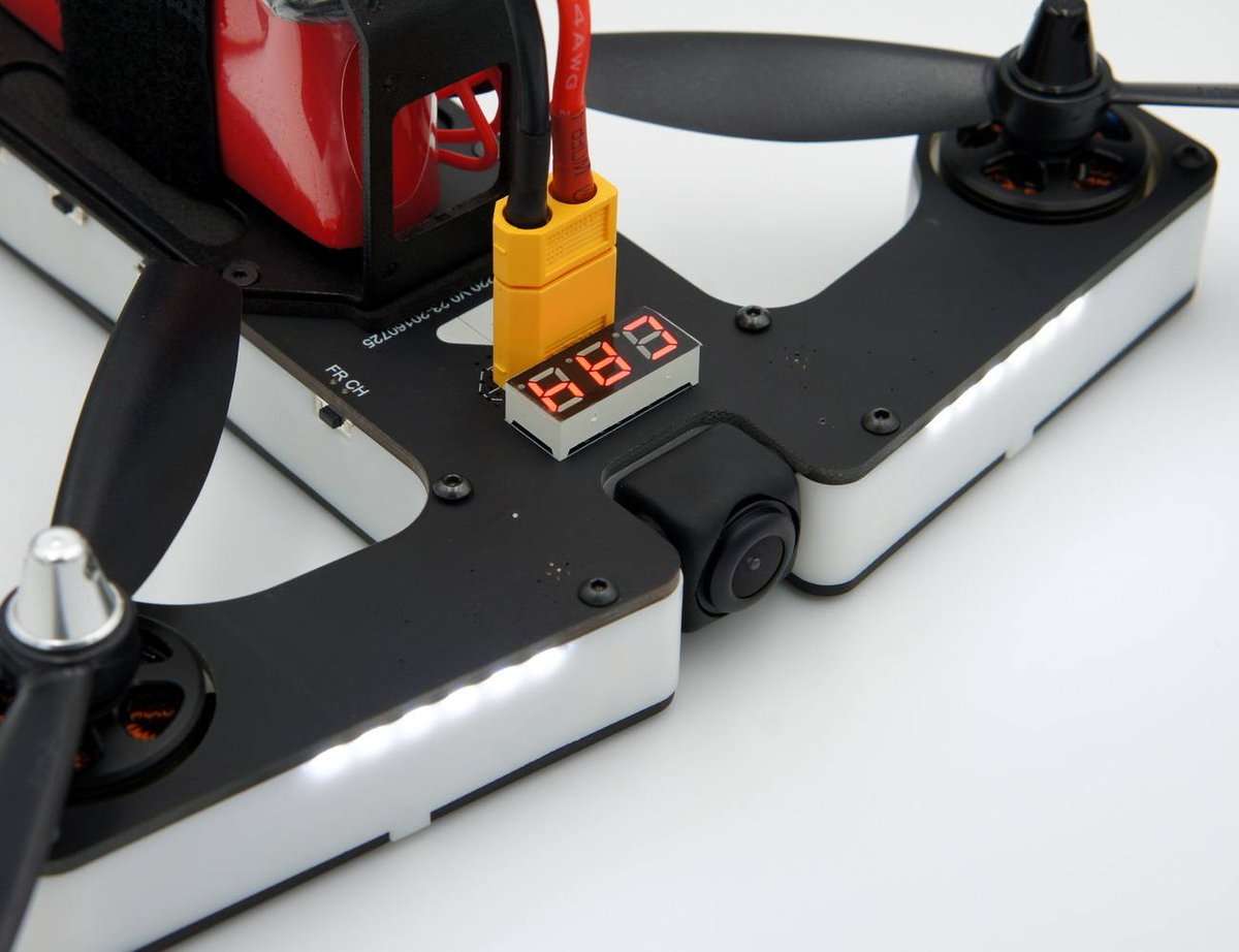 GadgetFlow's tweet photo. Meet the VIFLY R220 – A different kind of #FPV #Drone https://t.co/GjUii9YUZc It requires no assembly or calibration! https://t.co/UJNGRA1PrY