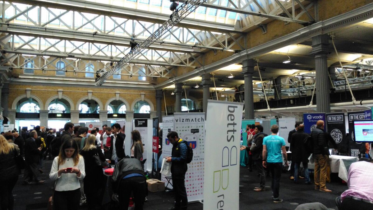 ReactComms's tweet photo. Crazy day yesterday at #liveconnected2016 then #TechDay #London! Looking forward to #EHILive and #Innovate2016 next week! #tech #innovation https://t.co/SfrF3qqUDr