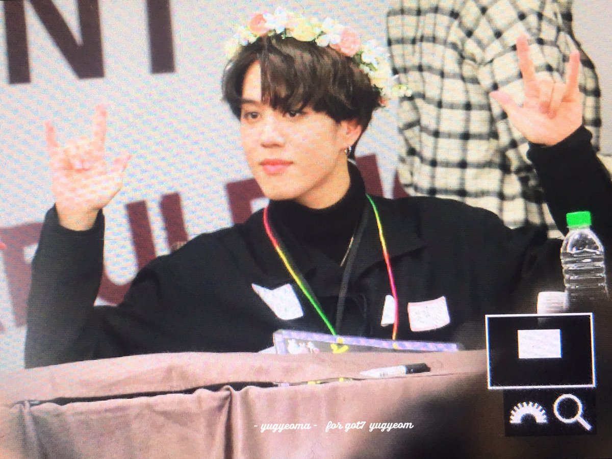 YUGYEOMA_1117's tweet photo. 161028 신도림팬싸 #유겸 #Yugyeom 와오ㅗㅗㅗ??ㅋㅋㅋㅋ https://t.co/CMUiXUFXRo