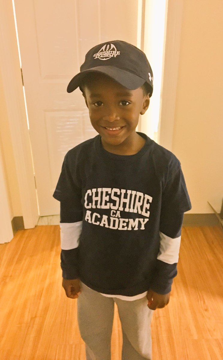 ichanrose's tweet photo. We are ready for spirit day in our house! #CAspiritweek @CheshireAcademy https://t.co/cw8FzBgAd7