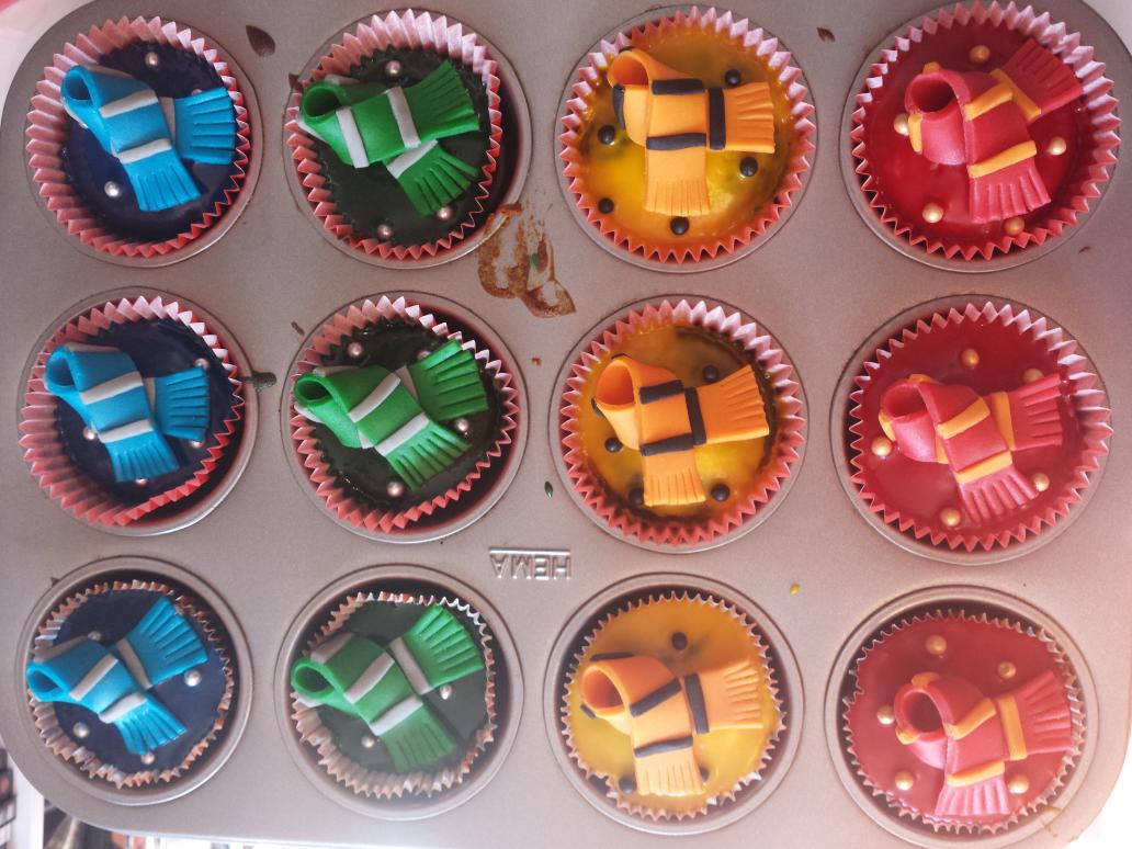 CakeChannel5's tweet photo. Elle arrive ce week-end... La recette des #cupcakes #HarryPotter ! https://t.co/LQz28d03iw