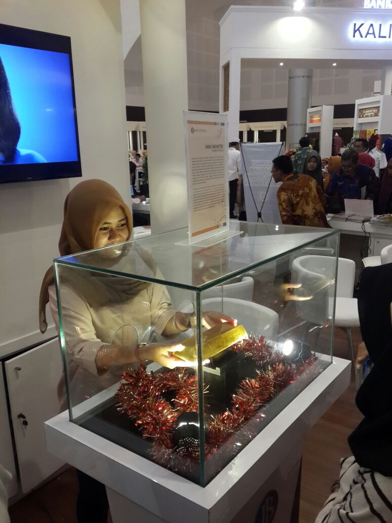 hidcom's tweet photo. Banyak acara menarik di Shari'a Fair #ISEFSBY2016, 27-30 Oktober 2016 di Grand City #Surabaya. Ramaikan yuk! https://t.co/S7F3FOTH7l