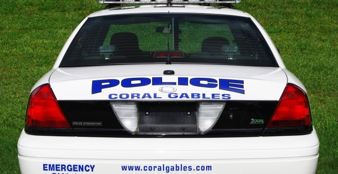 gablescentral's tweet photo. Coral Gables Police: September 2016 Crime Statistics https://t.co/c5KKFFX2bS #coralgables #police #gablespolice #crime #crimestats https://t.co/6MQ6jzWG0Q