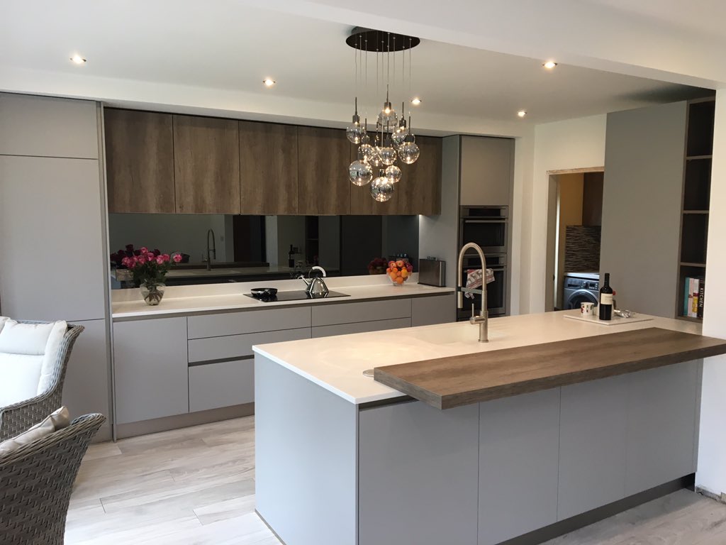 InstallationsDC's tweet photo. Another one down. Happy days. #kitchens #prestbury #cheshire #tradetalk 🛠 https://t.co/FqcmcFZdP1