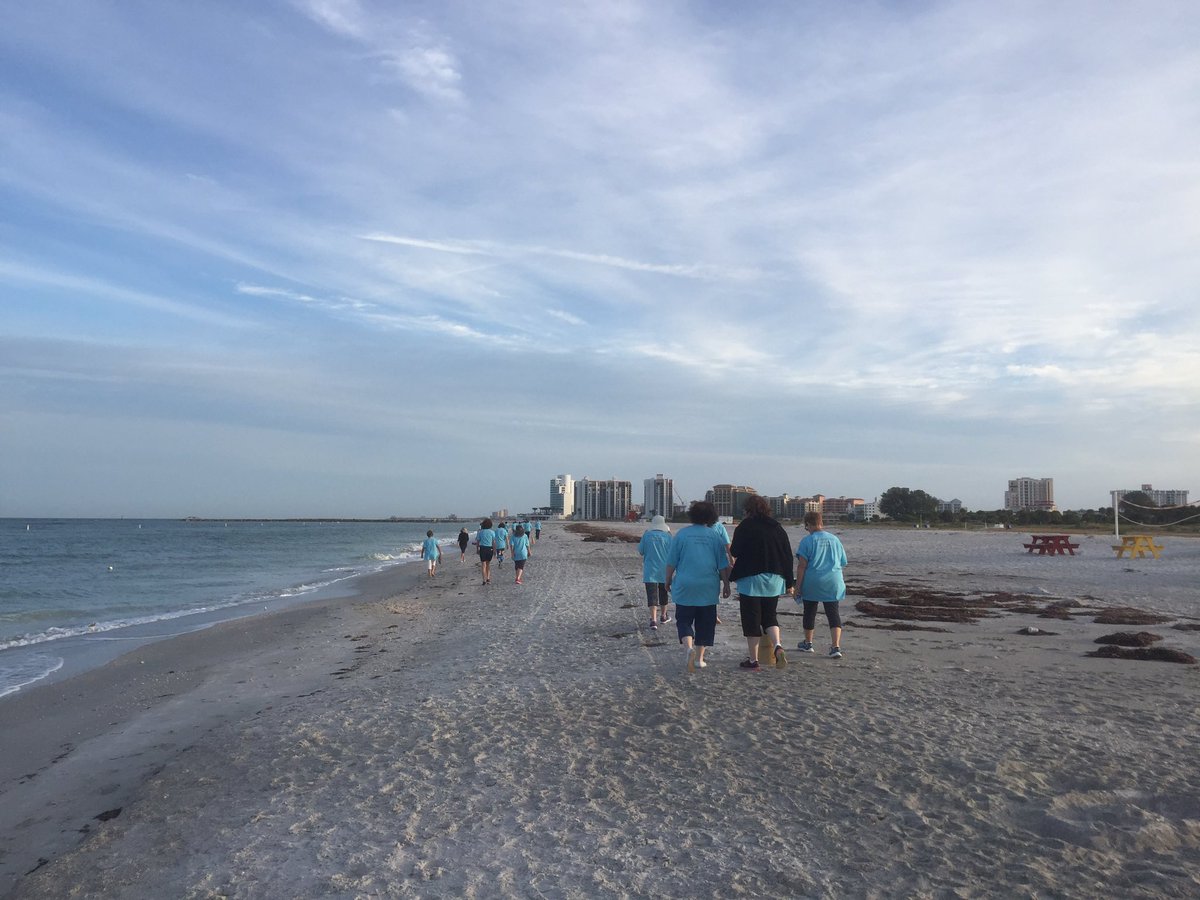 WrjSe's tweet photo. WRJ Southeast YES Fund Beach Walk #WRJSE16Biennial #YESFund #BeachWalk #WishYouWereHere https://t.co/akXbvBRhAp