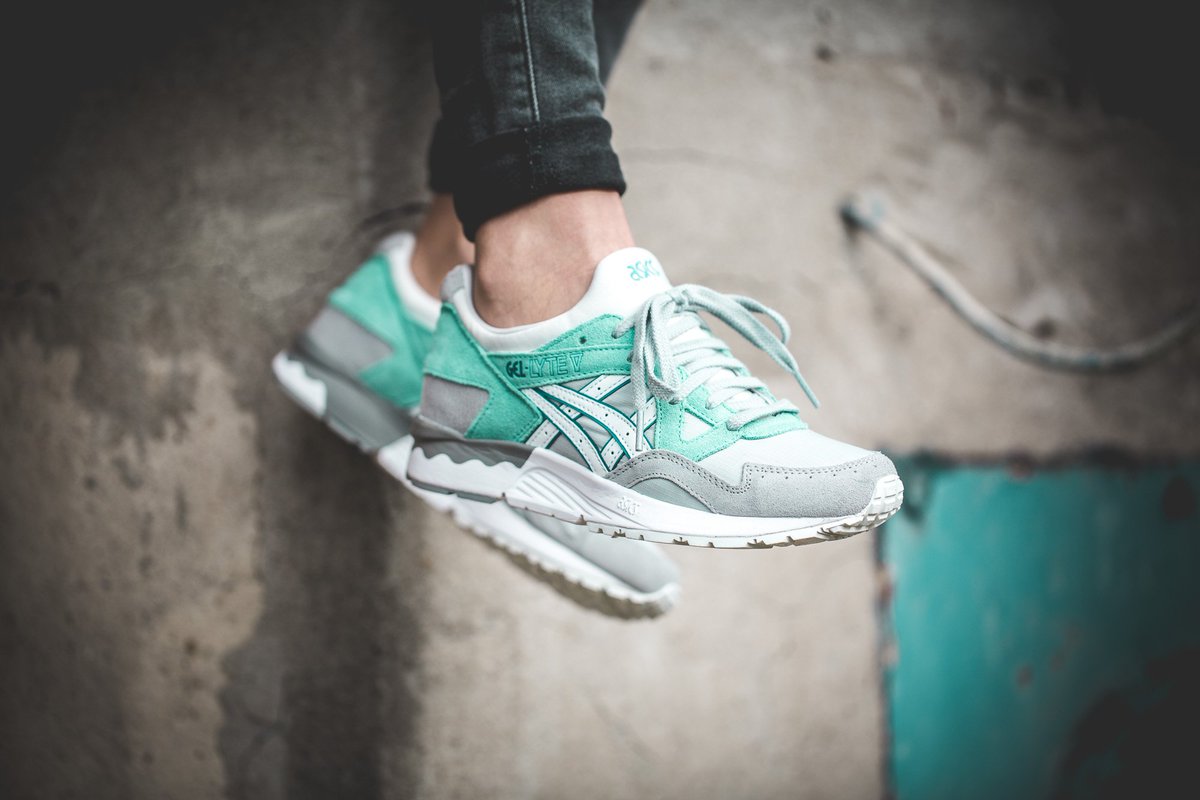 Ladies! The Asics WMNS Gel-Lyte V 