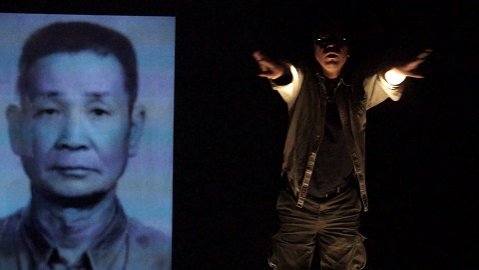 DukeAsia's tweet image. TODAY: Cultural Revolution in Asia and Beyond bit.ly/2eCSwlJ 7:00pm  #MemoryProject #CineEast film bit.ly/2fmIJ4l @DukeAMI