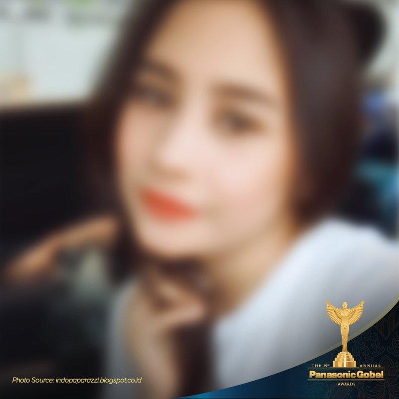 PGAwards's tweet photo. Yuk, tebak siapa artis yang ada di balik foto ini?

Reply untuk menjawab ya :) https://t.co/Se4QsQjt3m