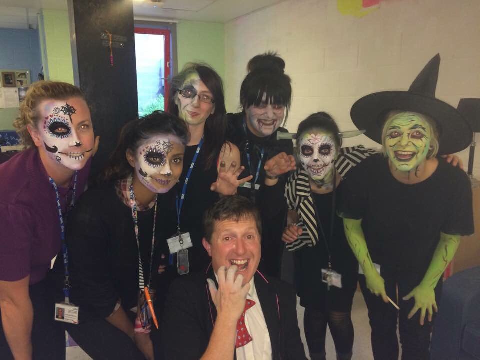 RMCHosp's tweet photo. Check out #teamGalaxyHouse #BarringtonPowell. All bonkers but we wouldn't have it any other way. #halloween @CMFTNHS Take care tonight!! https://t.co/fVG6SzJUIk
