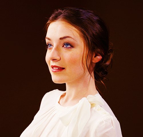 :: I think I want her name name to be Rosanna. Not sure on a second name or a curse name yet though