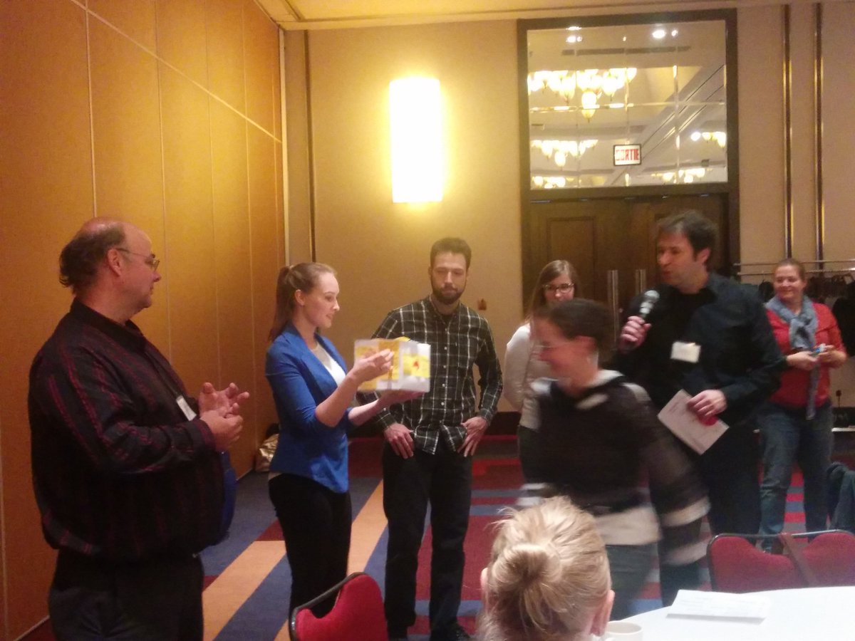 ElsaBruyere's tweet photo. #RTToct2016 capacité d équipe, un changlab pour développer notre outil de communication interne https://t.co/K9SNCZJMe9