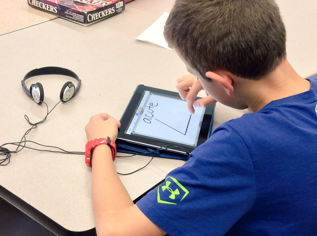 Argylecsd's tweet image. Students using eSpark! #differentiatedinstruction #interactivemath #technologyisawesome #wearethescots @eSparkLearning
