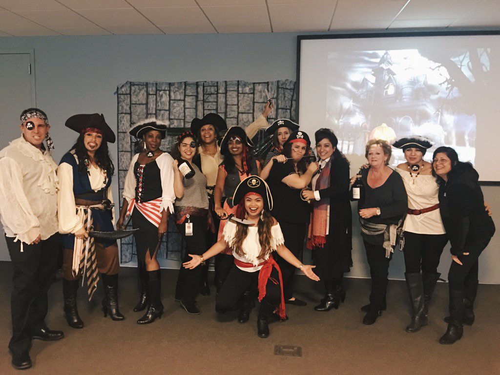 micahbiana's tweet photo. Ahoy me mateys! #HappyHalloween from the crew. 🎃👻 #RMSers https://t.co/hQuDrZeWyv