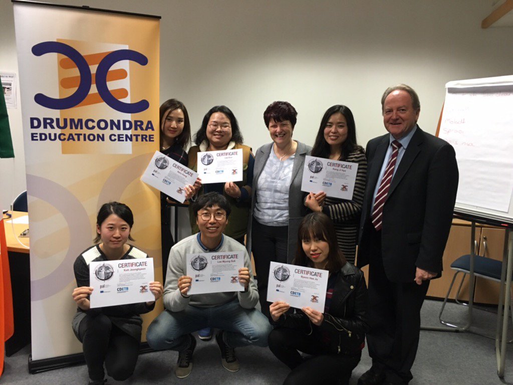 pal_cpd's tweet photo. Great evening, first group of KOREAN teachers to receive PAL certificates @Ecorys @bfastmet @glenRmac @DrumcondraEC https://t.co/JXb52iOWgk