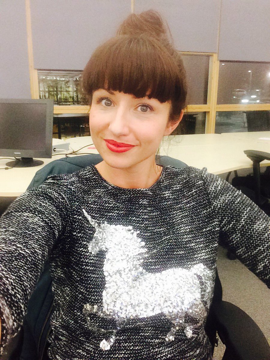 groseinterest's tweet photo. Who says a cheeky lil #unicorn top from @FandFclothing Kids isn't appropriate office attire? #flashy #theyallwantone https://t.co/ZebPxN67lr