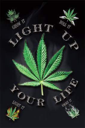 TheLoudBank's tweet photo. #FridayFeeling #blazeup #lightup #fireup &amp; enjoy this day! https://t.co/vtcg31CcmW