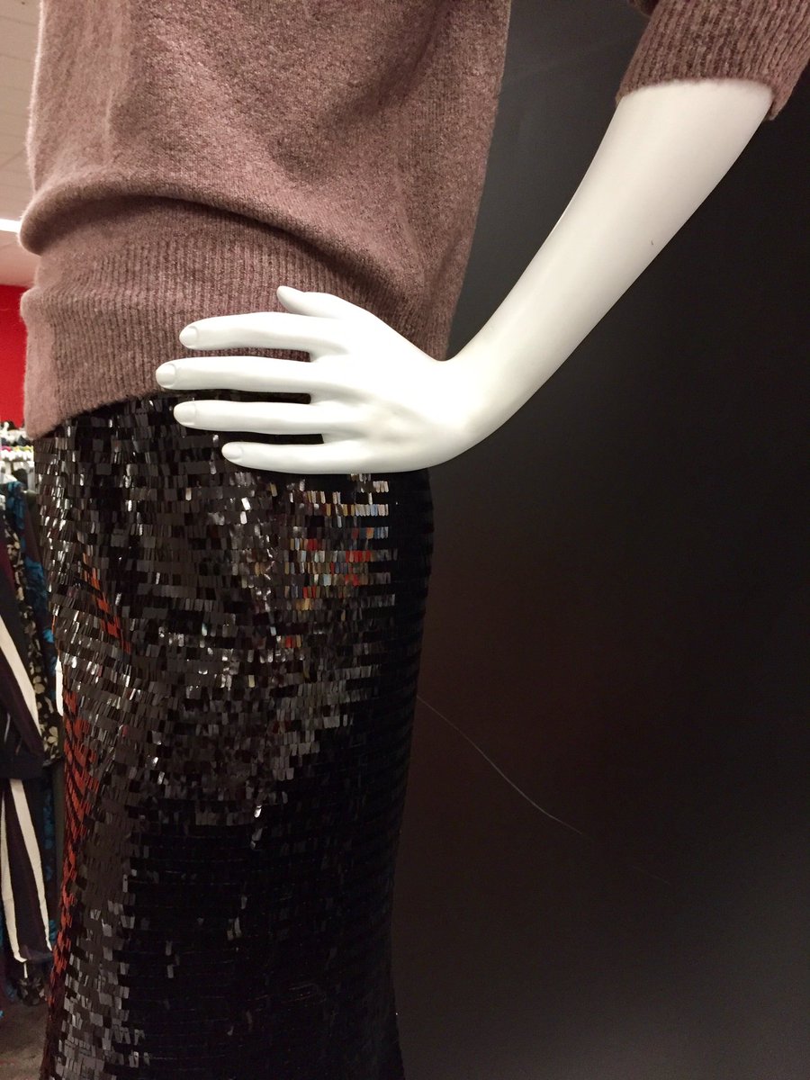 hugod85's tweet photo. Brilliant textures and fun silhouettes perfect for the holidays #target #targetstyle #style #whowhatwear #d207vml #vml #holiday #sparkle https://t.co/XmwhgqZV9L