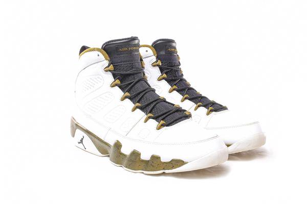 Air Jordan 9 - Militia
Preowned Sz 12 - $120
buff.ly/2eV5R6P