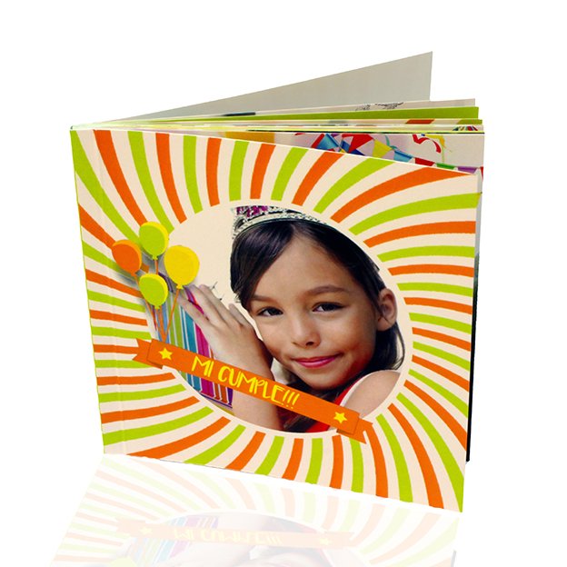 VIVILASFOTOS's tweet photo. NUEVO Fotolibro Souvenir desde $29 por unidad! Miden 10x10 cm y están hermosamente encuardernados. https://t.co/dy64Riu9DI #VIVILASFOTOS https://t.co/Y06g7Eh5GK