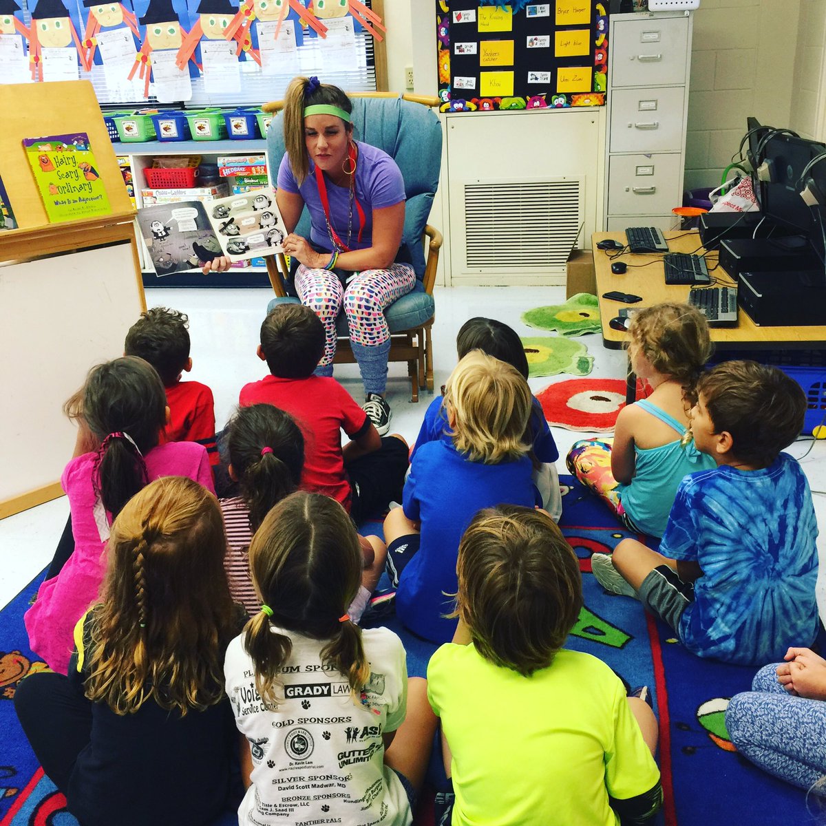 Is that Madonna reading to Marshall's Monsters???? NO! It's Ms. Sidisky! <a href="/LPEPanthers/">Lake Park Elementary</a> @Ms_Sidisky