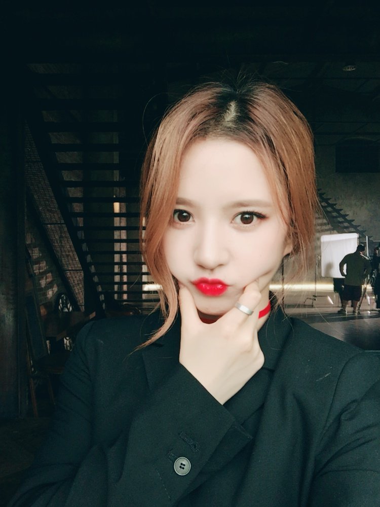 gu9udan's tweet photo. [#샐리] 안녕하세요 샐리에요 잘 보고 있어요? 우리 열심히 하니까 잘봐주세요~~ https://t.co/CXdrWGnL3h