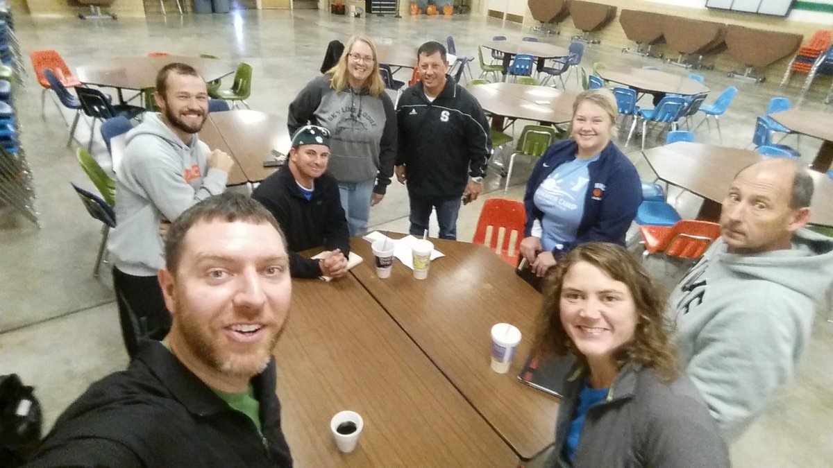 zlamczyk's tweet photo. And out planning begins! #ChoppedAndSpicy #Kitchen2 #SalemWildcatPride https://t.co/gEUi98dCE7
