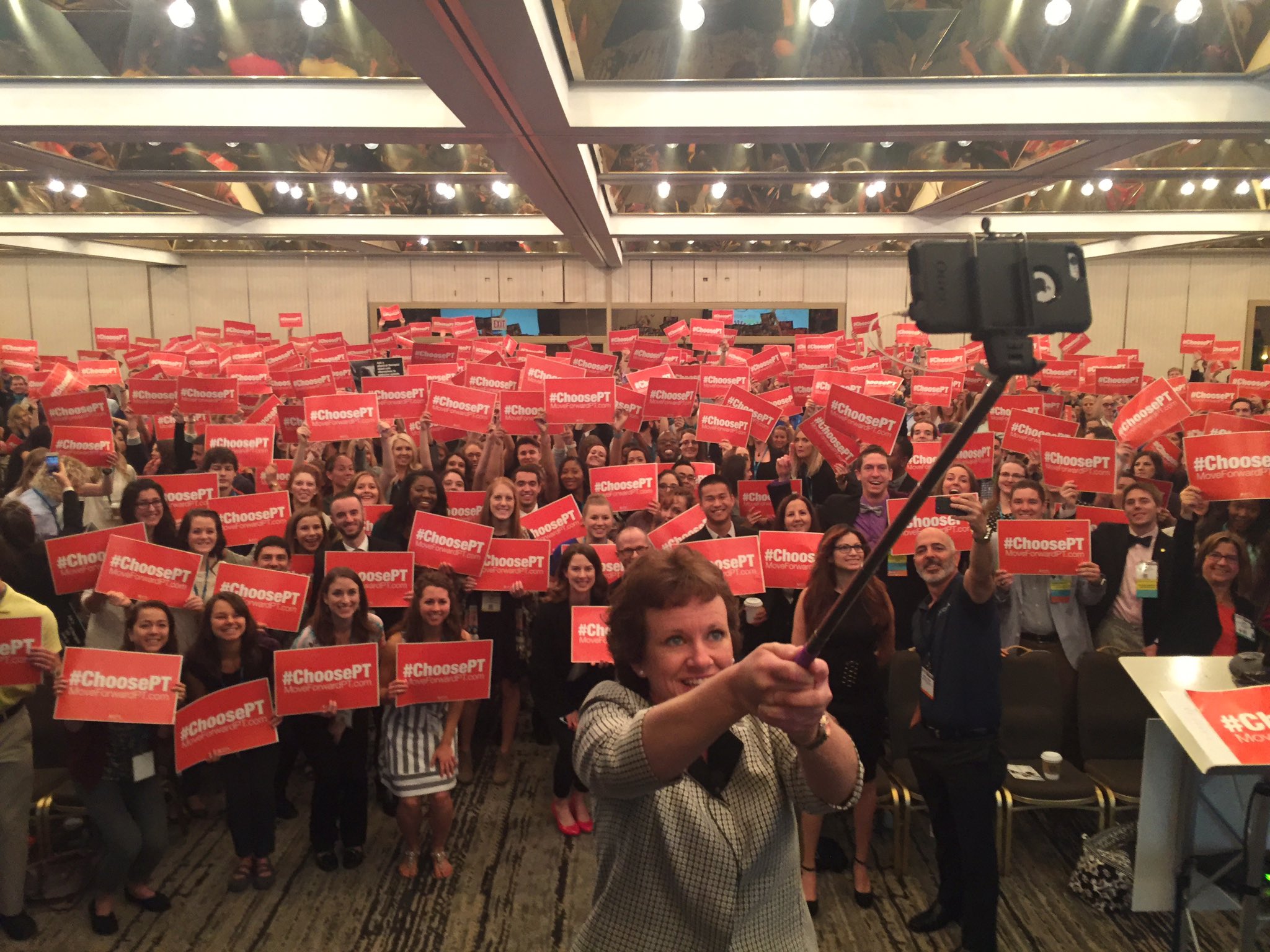Sharon Dunn 2.0 (@DunnSdunn2) -- now with selfie stick -- sharing #ChoosePT enthusiasm at #APTANSC https://t.co/A21Xs94QXh