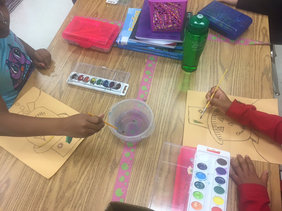 Kris10Tate's tweet photo. Directive drawing: listening, following directions, fine motor skills, FUN! #ournewnormal https://t.co/8yE9ExIGux