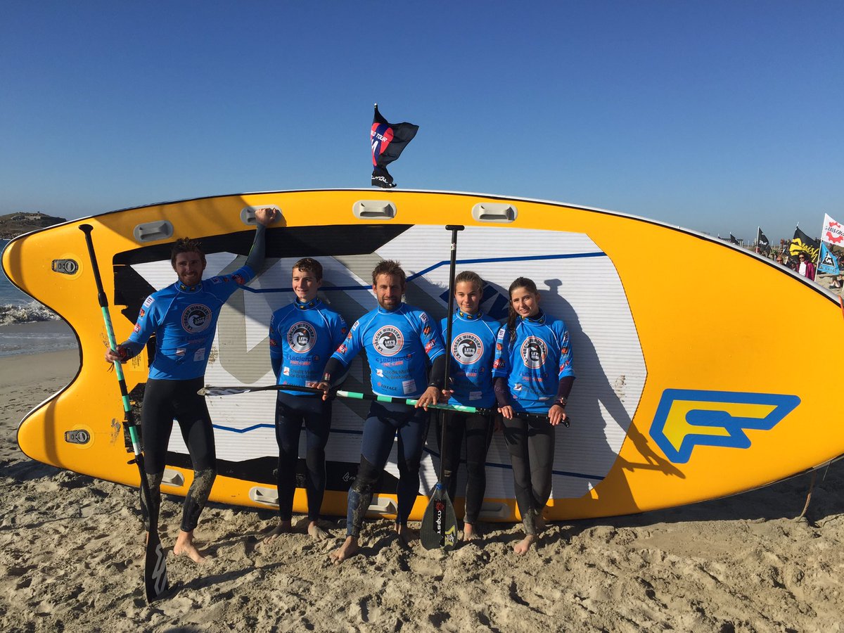 L'équipe Tof-CNL va s'élancer pour la finale !!!! Ca SUP a <a href="/Latorche2016/">la torche 2016</a> #sup#fun#victoire#allezlezbleus