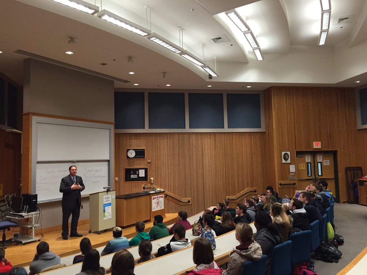 Pinkerton_NH's tweet photo. PA Social Studies students hearing from @RepFrankGuinta on the opioid crisis in New Hampshire. https://t.co/Jc34mzjeN8
