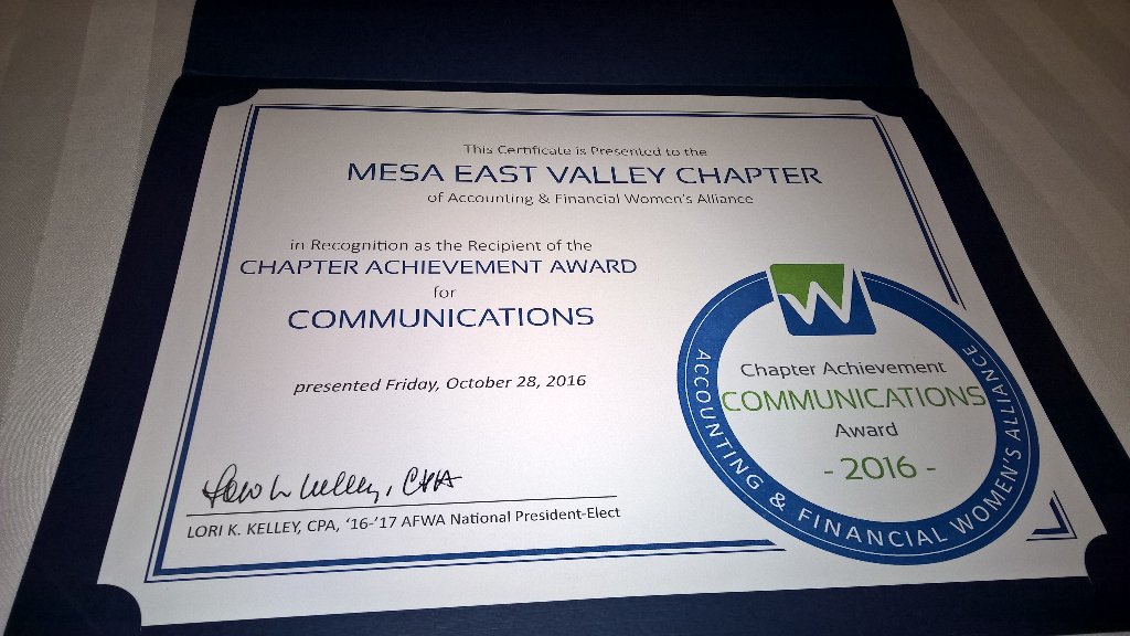 afwa_vots's tweet photo. Congratulations to @afwa_mev for receiving the AFWA Chapter Achievement Award for Communications! #TeamAFWA #afwa16 https://t.co/rqGZRkDoTl