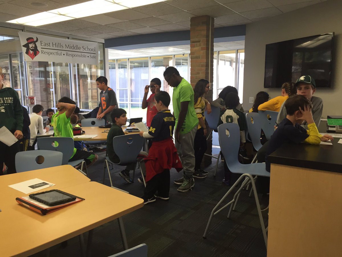 Rowe7LA's tweet photo. Thanks @mcconnell5thgrd for a great writing session! #greatjob8thgraders https://t.co/gUCBCCuBkW