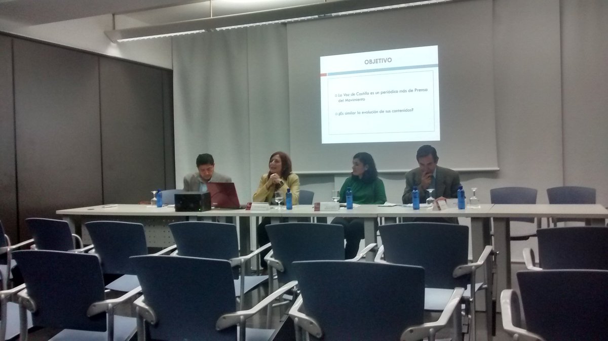 JMChomon's tweet photo. @Cshernando hablando de la Voz de Castilla (prensa del Movimiento) en el @Enc_His_prensa en la @LaNauuv. https://t.co/papFM2HKf1