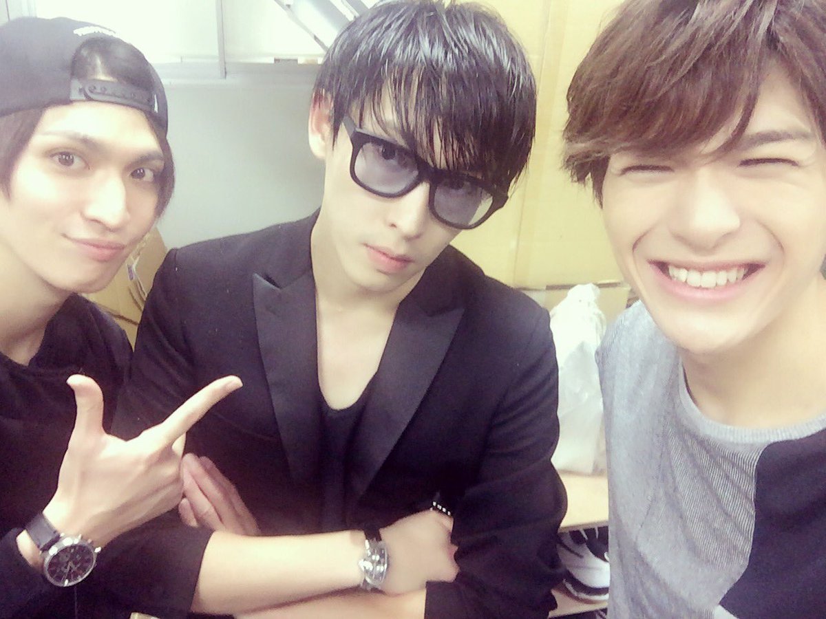 ko_suke_asuma's tweet photo. 初日を無事終えました（＾ω＾）
初演、再演で観た景色をもう一度みることができて、なんかジーンときたな。明日もみるぞ！！！！

そして、
明日はマチソワの2公演！
頑張るぞー(￣^￣)ゞ https://t.co/BGuN24BpUR