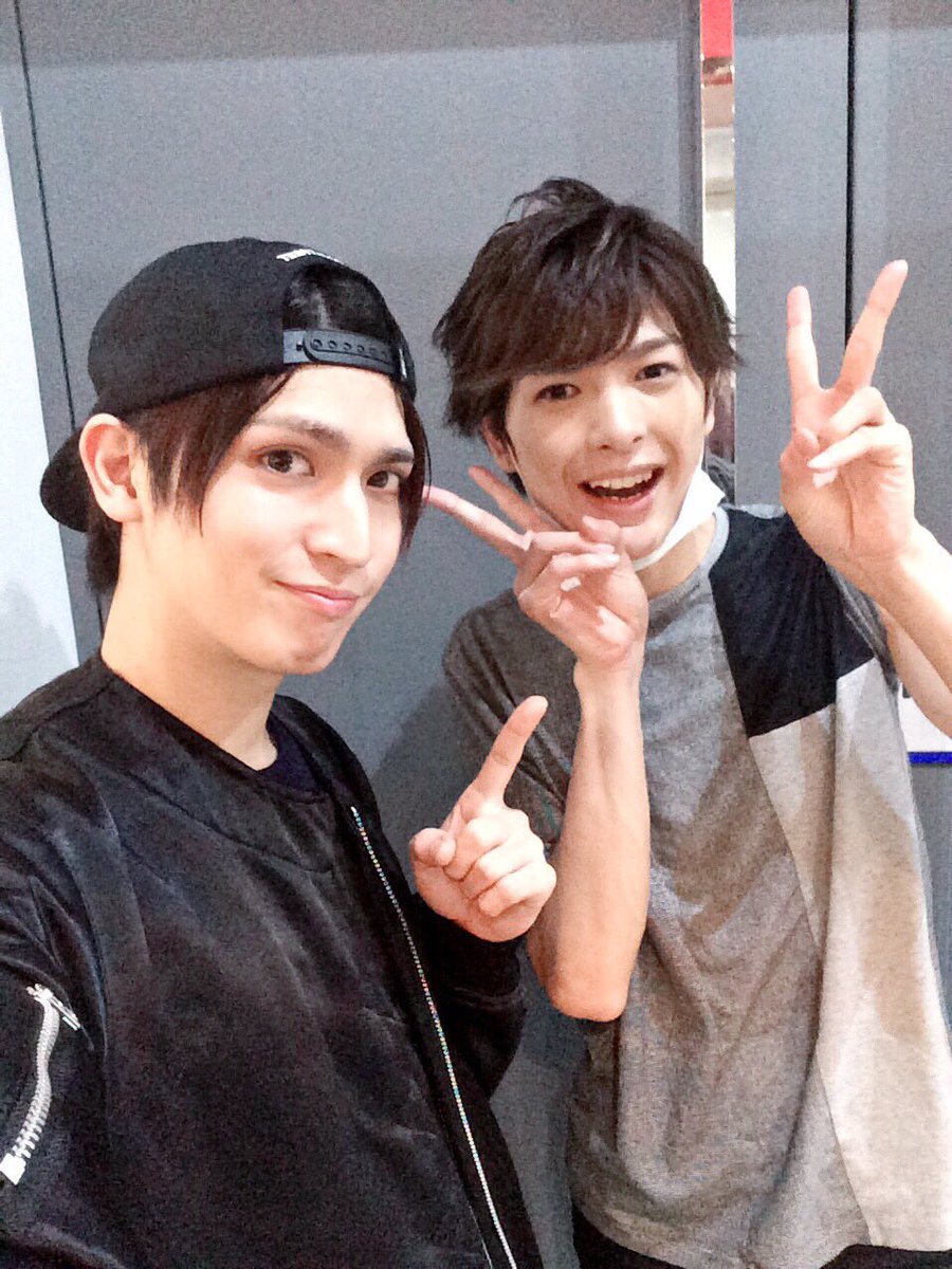ko_suke_asuma's tweet photo. 初日を無事終えました（＾ω＾）
初演、再演で観た景色をもう一度みることができて、なんかジーンときたな。明日もみるぞ！！！！

そして、
明日はマチソワの2公演！
頑張るぞー(￣^￣)ゞ https://t.co/BGuN24BpUR